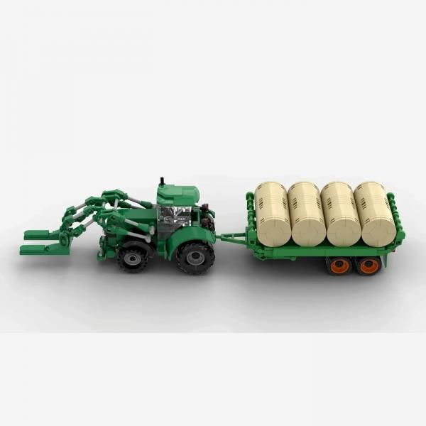 Traktor mit Heuanhänger