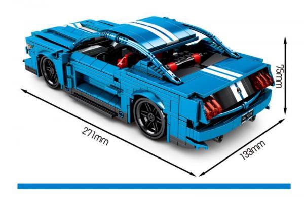 Rennwagen in blau