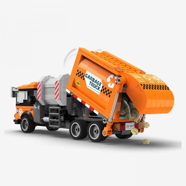 Müllfahrzeug orange