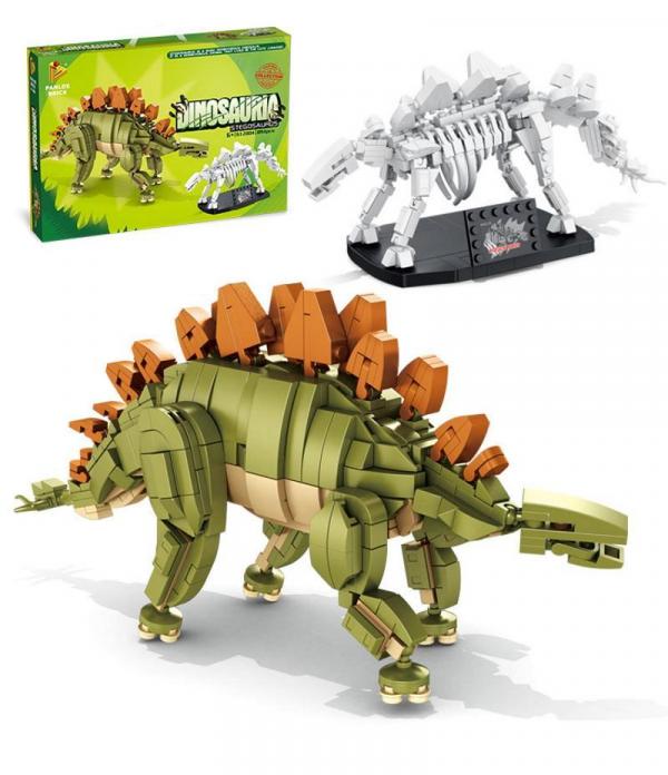 Stegosaurus and fossil