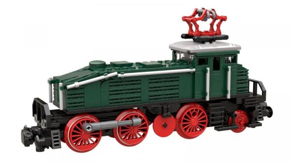 Locomotive BR 160 in dark green