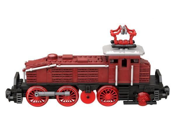 Locomotive BR 160 in dark red