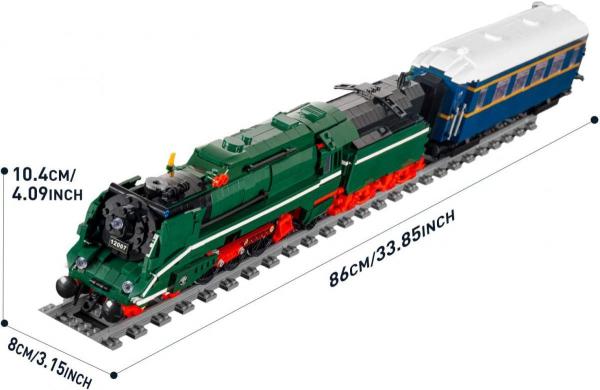 German Express Train BR 18 201 in 8-wide