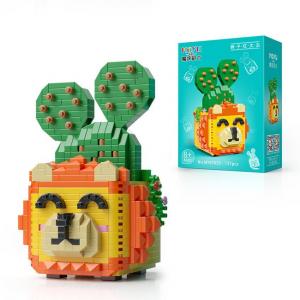 Cactus with Lion Plantpot (diamond blocks)