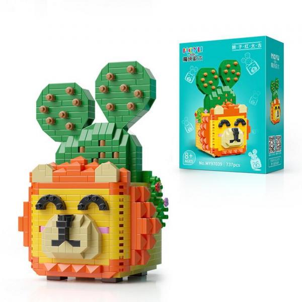 Cactus with Lion Plantpot (diamond blocks)