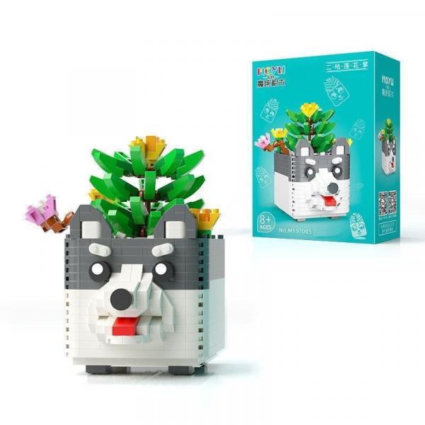 Cactus with Husky Plantpot (diamond blocks)