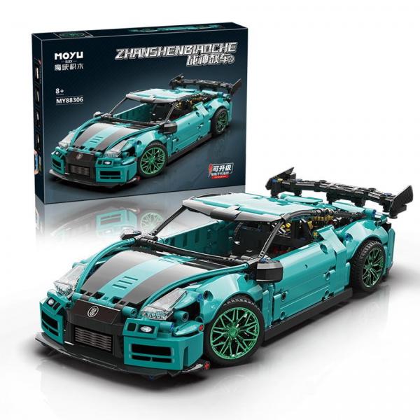 Supersportscar in mint/black