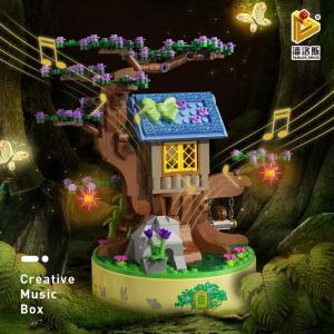 Music box tree house with light