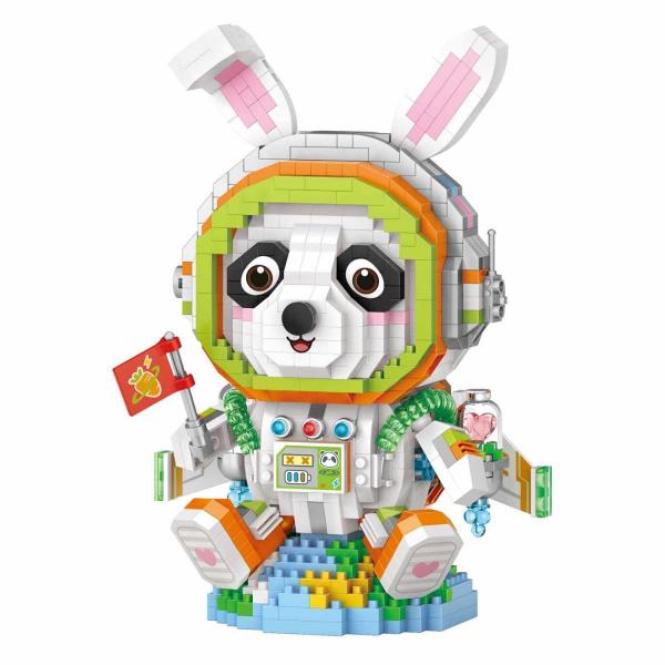 Panda-Astronaut  (diamond blocks)
