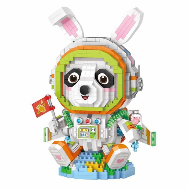 Panda Astronaut (diamond blocks)