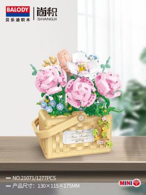 Roses in a wicker basket (mini blocks)