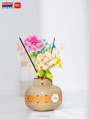 Cut flowers in vase (mini blocks)