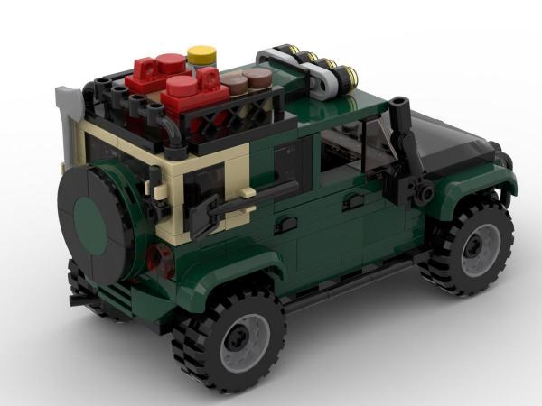 Survival-Geländewagen dunkelgrün