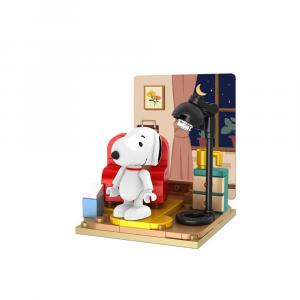 Snoopy entspannt sich zuhause