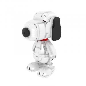 Snoopy figure