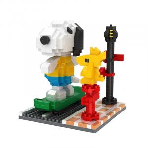  Snoopy and Woodstock skateboarding (diamond blocks)