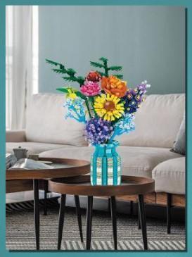 Flower bouquet with vase