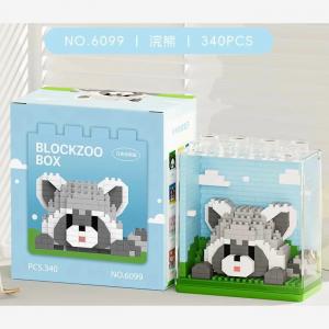 Blockzoo box: Racoon (diamond blocks)