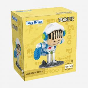 Astronaut Linus (diamond blocks)