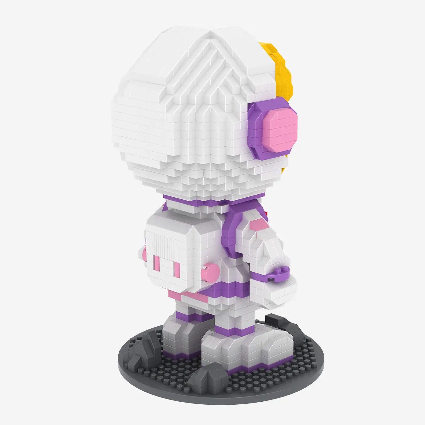 Astronaut Sally (diamond blocks)