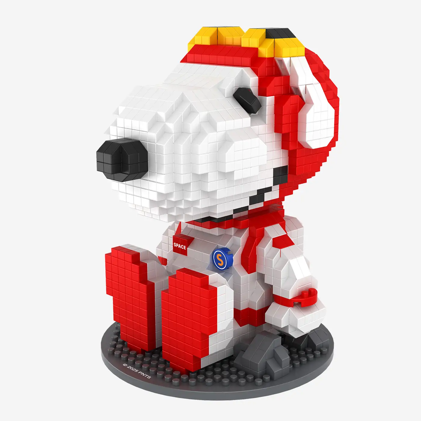 Astronaut Snoopy sitting (diamond blocks)